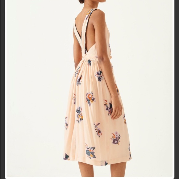 Sessun Maeght Floral-Print Dress - Picture 2 of 16